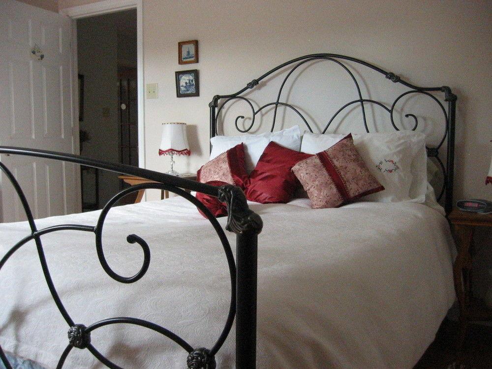 Tulips And Thistle B&B Τρούρο Εξωτερικό φωτογραφία