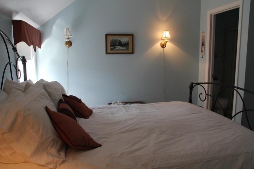 Tulips And Thistle B&B Τρούρο Δωμάτιο φωτογραφία